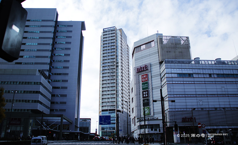 賑わいのあるJR目黒駅